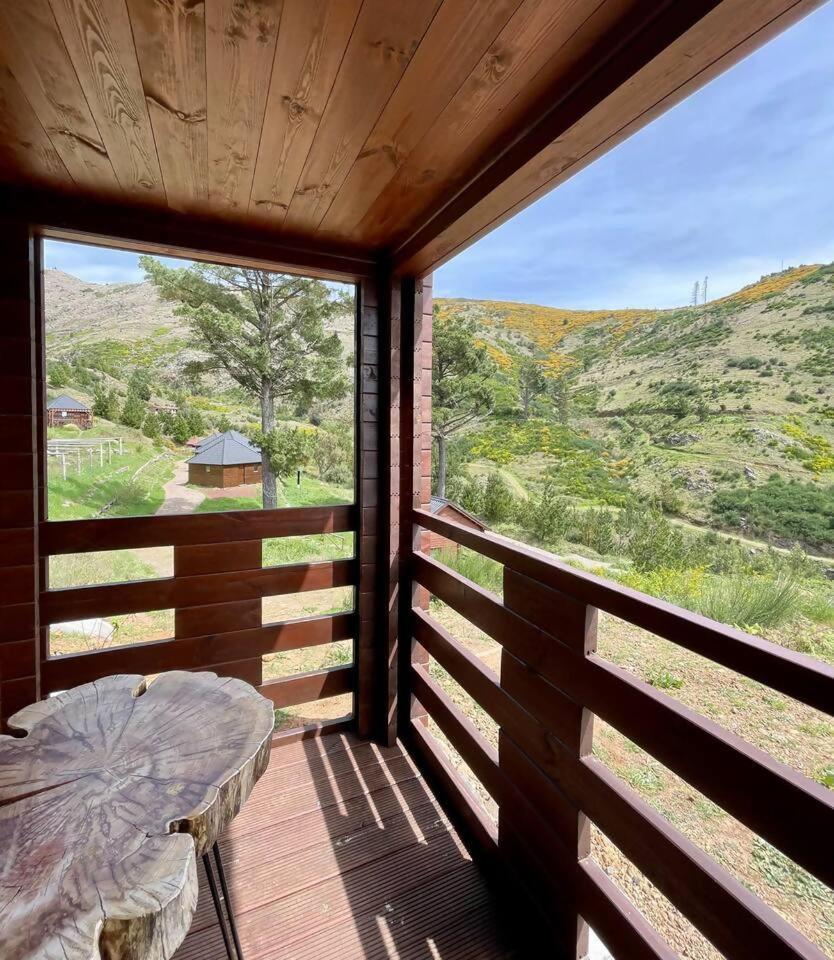 ホテル Mountain Eco Shelter 4 フンシャル エクステリア 写真