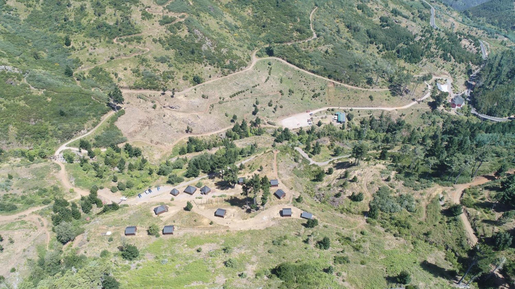 ホテル Mountain Eco Shelter 4 フンシャル エクステリア 写真